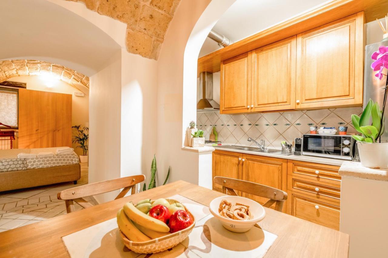 Cozy House In The Old City Μπάρι Εξωτερικό φωτογραφία